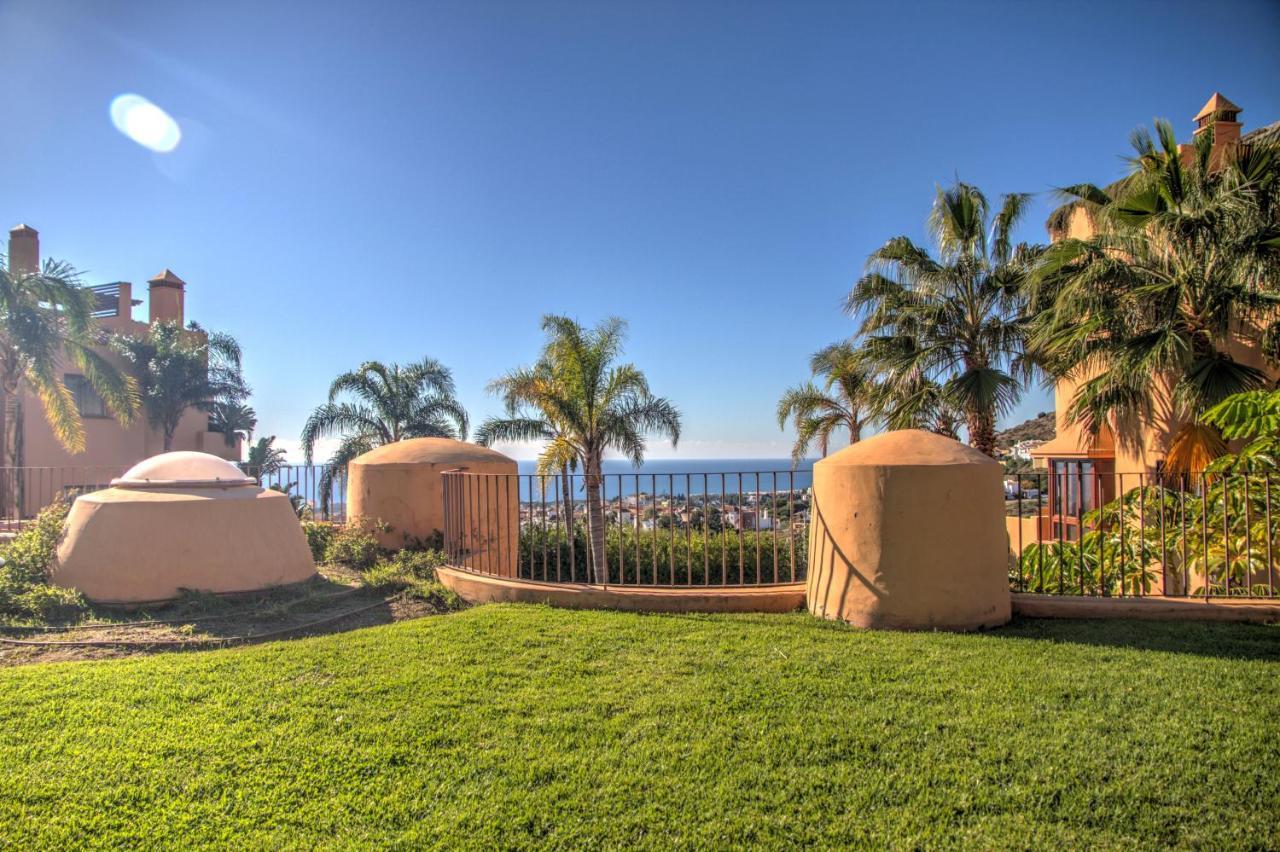 Sitio de Calahonda 4 Bedroom Holiday Townhouse In Riviera Del Sol With Sea Views מראה חיצוני תמונה